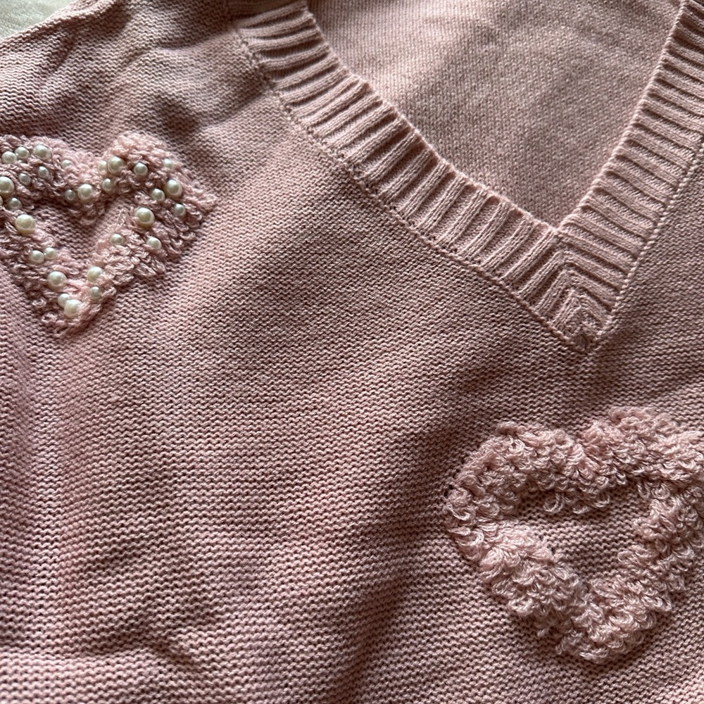 Pink Heart Patterned Women's Sweater - Picture 6 of 9